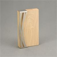 TROFEO IN LEGNO CON PARTICOLARE IN ACCIAIO